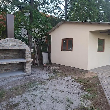 Vadrozsa Vendeghaz バヤ